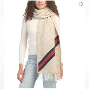 🎉HP🎉! NWT Authentic GUCCI Wool Scarf. 
Made In Italy.